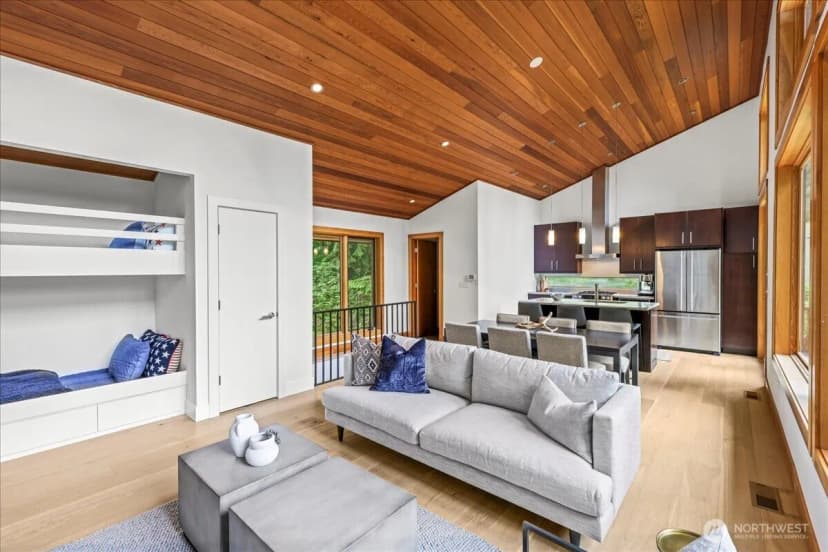 Property photo for 34374 S Shore Drive, Mount Vernon photo 6