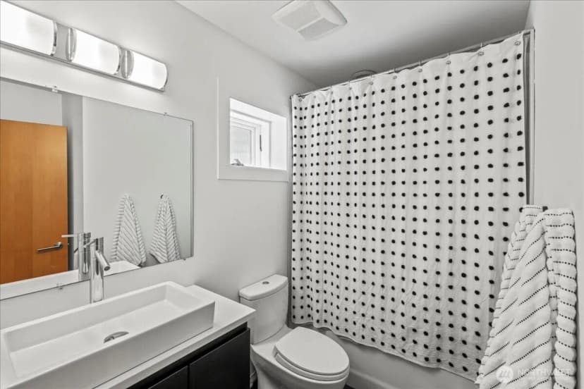 Property photo for 34374 S Shore Drive, Mount Vernon photo 18