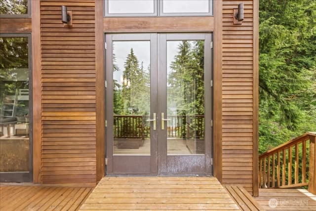 Property photo for 34374 S Shore Drive, Mount Vernon