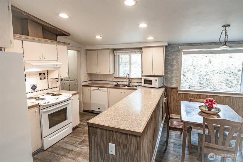 Property photo for 5059 Nw David Road, Bremerton photo 15