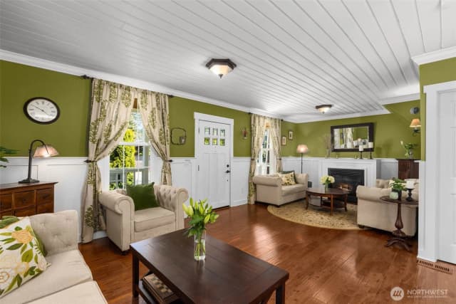 Property photo for 245 Se Bush Street, Issaquah photo 3