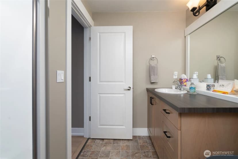 Property photo for 4914 Channel Marker Lane, Anacortes photo 25