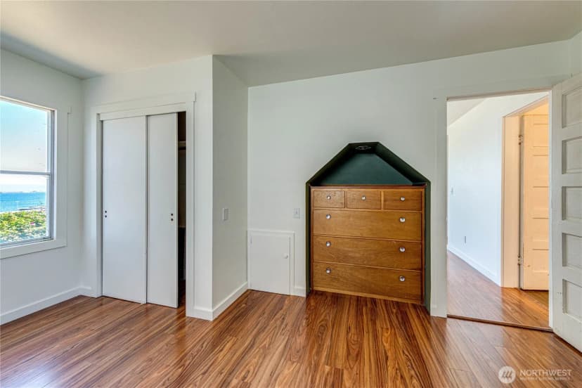 Property photo for 812 W 4th Street, Port Angeles photo 23