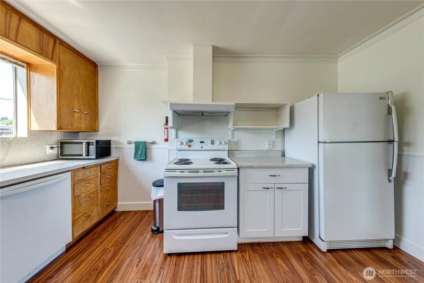 Property photo for 812 W 4th Street, Port Angeles photo 18
