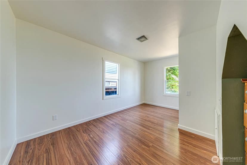 Property photo for 812 W 4th Street, Port Angeles photo 22