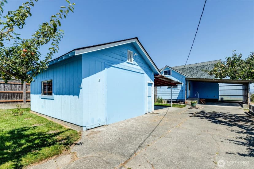Property photo for 812 W 4th Street, Port Angeles photo 36