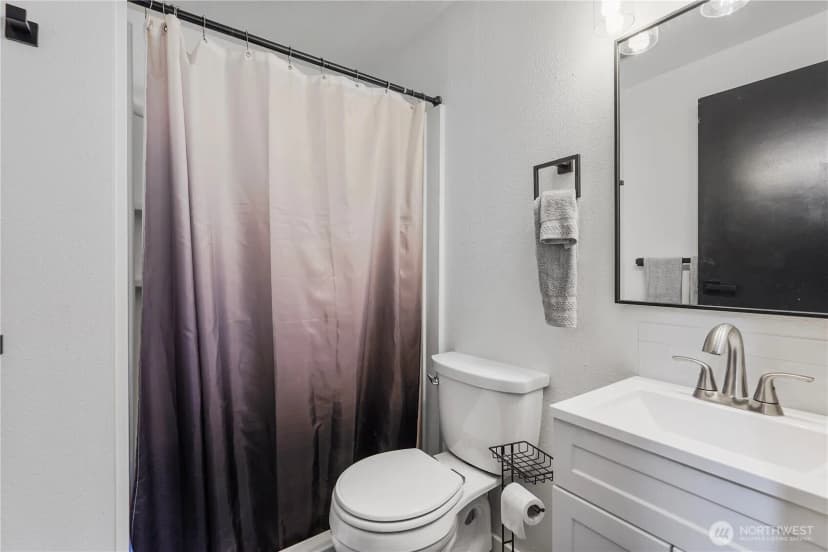 Property photo for 1408 156th Street Ct E, Tacoma photo 14