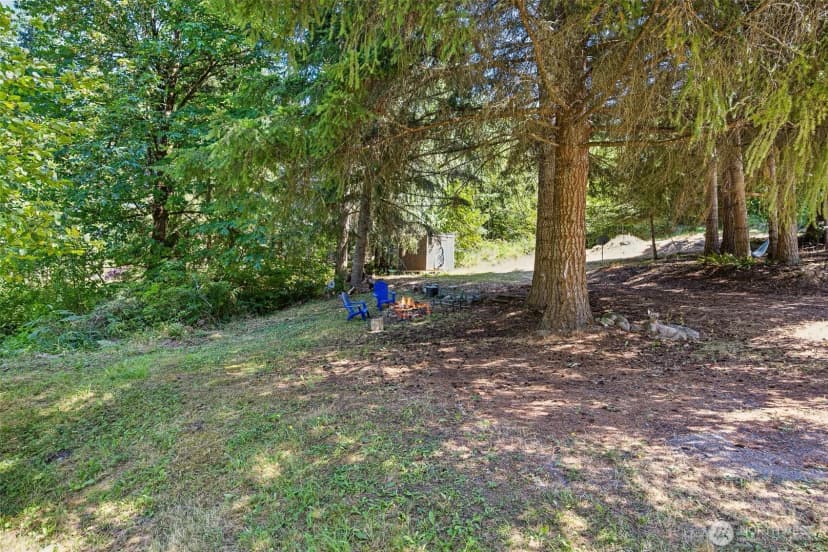 Property photo for 34413 Thomas Road E, Eatonville photo 17