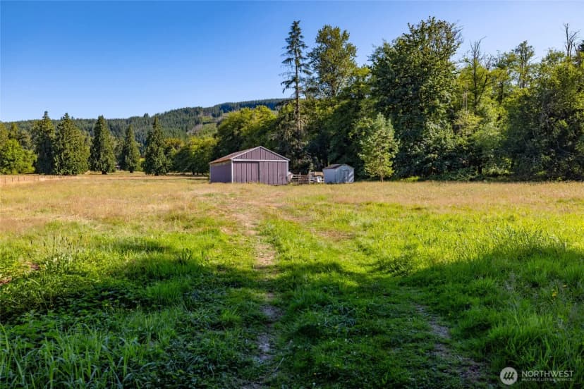 Property photo for 20469 Echo Hill Road, Sedro Woolley photo 15