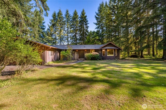 Property photo for 20469 Echo Hill Road, Sedro Woolley photo 2