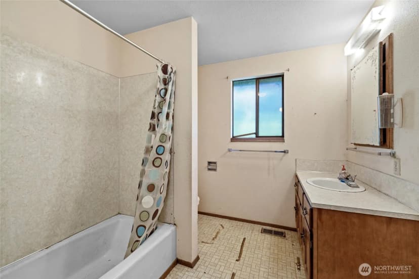 Property photo for 20469 Echo Hill Road, Sedro Woolley photo 31