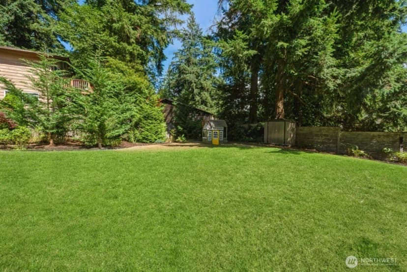Property photo for 19726 Forest Park Drive Ne, Shoreline photo 21