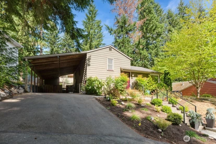 Property photo for 19726 Forest Park Drive Ne, Shoreline photo 25