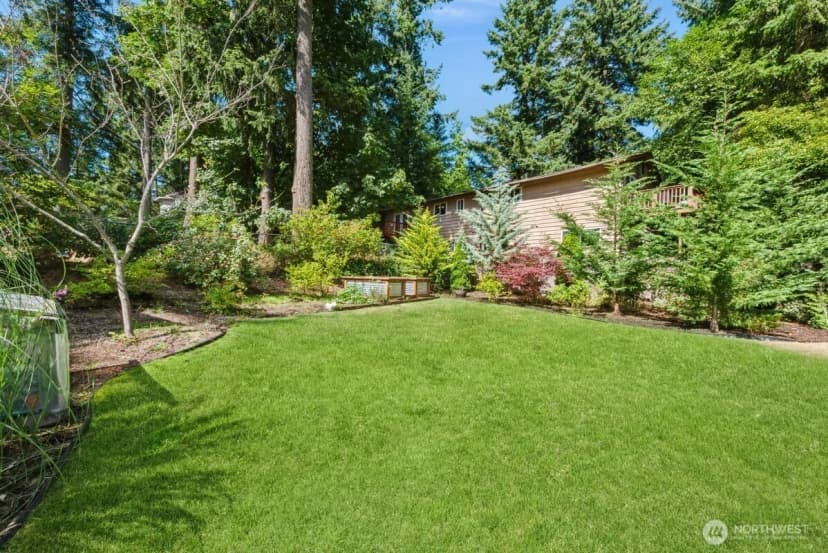 Property photo for 19726 Forest Park Drive Ne, Shoreline photo 20
