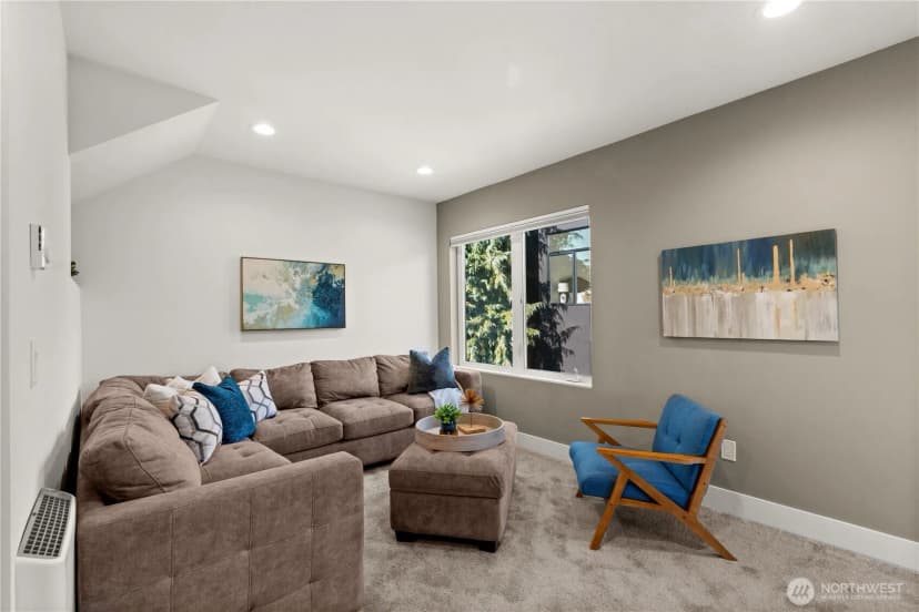 Property photo for 5626 48th Avenue Sw, Seattle photo 11