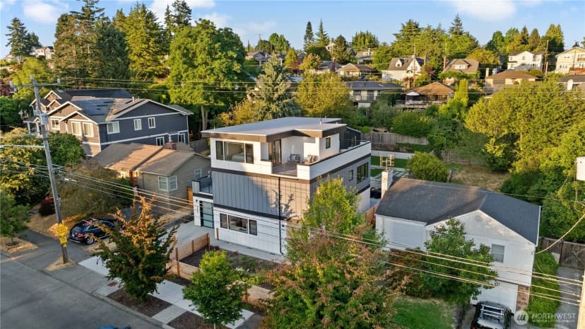 Property photo for 5626 48th Avenue Sw, Seattle photo 40