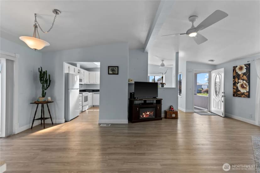 Property photo for 1306 Glacier Place #68, Wenatchee photo 8