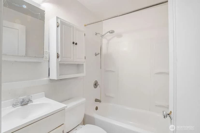 Property photo for 57 Se G Street, Ephrata photo 13