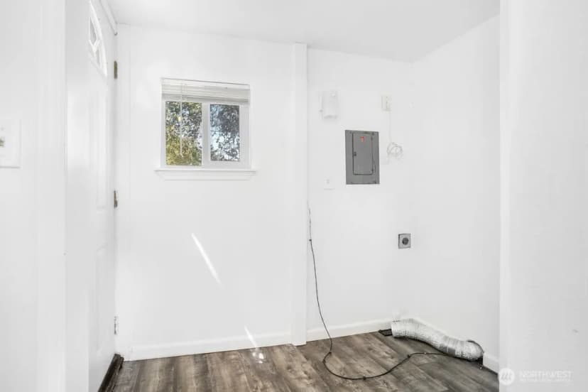 Property photo for 57 Se G Street, Ephrata photo 12