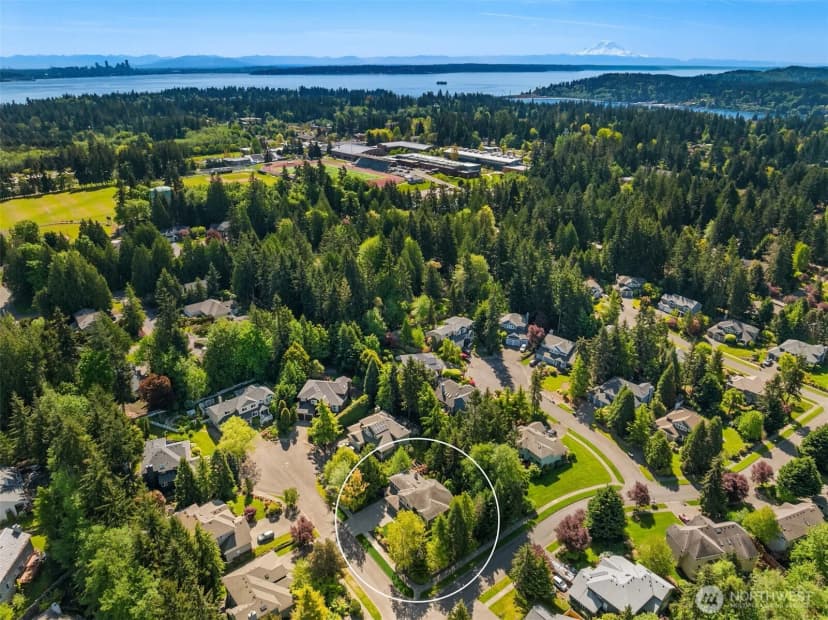 Property photo for 9437 Ne Coral Court, Bainbridge Island photo 37