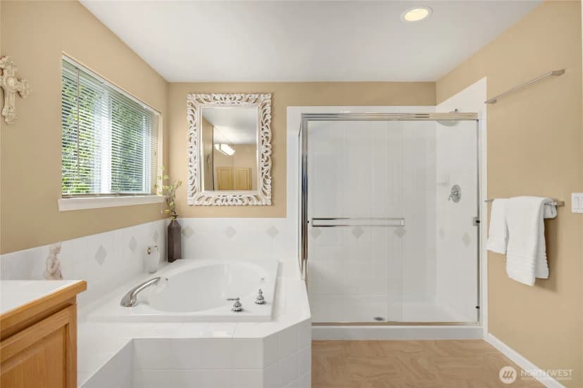 Property photo for 9437 Ne Coral Court, Bainbridge Island photo 23