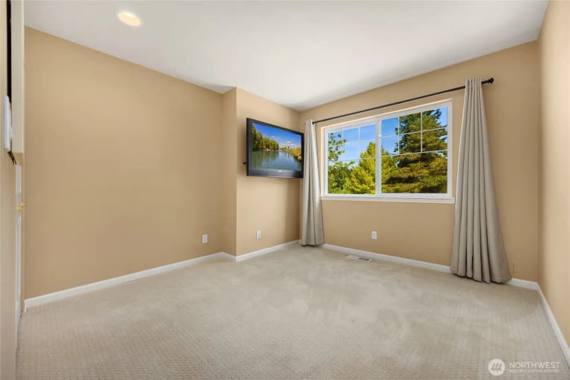 Property photo for 9437 Ne Coral Court, Bainbridge Island photo 27
