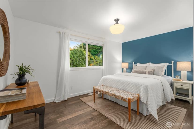 Property photo for 8717 Ne 137th Place, Kirkland photo 12