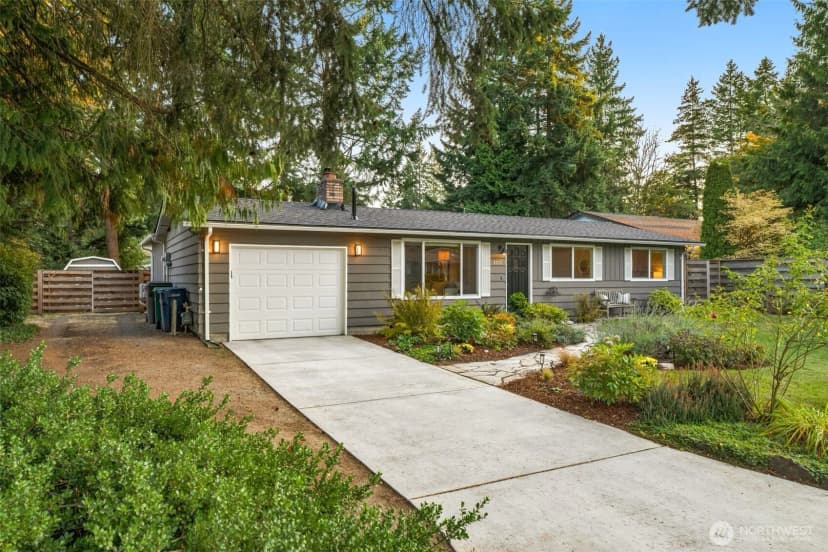 Property photo for 8717 Ne 137th Place, Kirkland