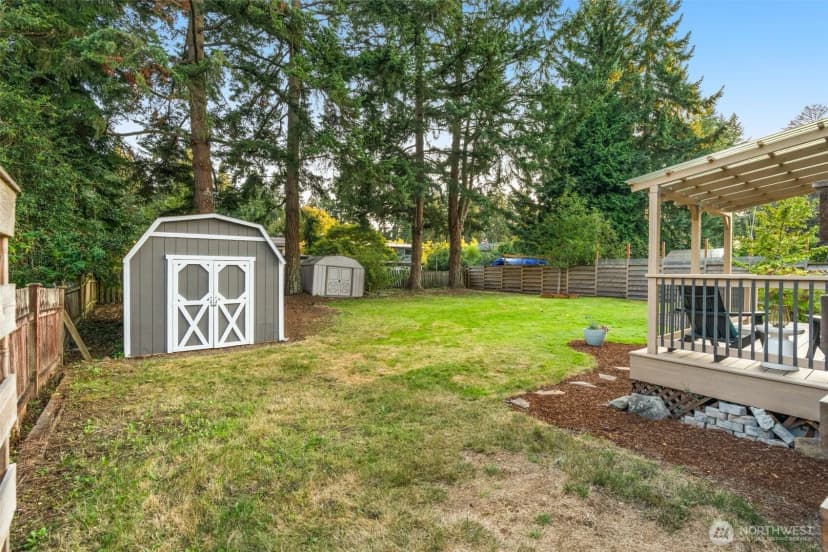 Property photo for 8717 Ne 137th Place, Kirkland photo 22