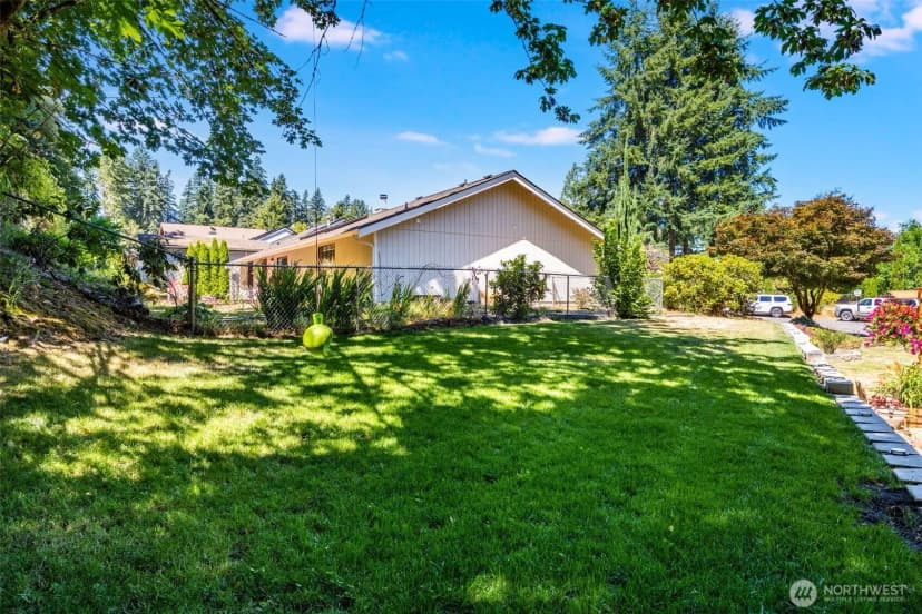 Property photo for 4709 7th Avenue Ne, Olympia photo 31
