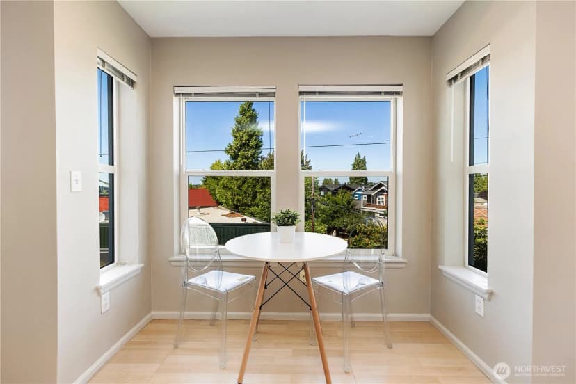 Property photo for 2101 N 55th Street #206, Seattle photo 9