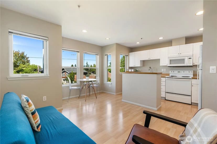 Property photo for 2101 N 55th Street #206, Seattle photo 6