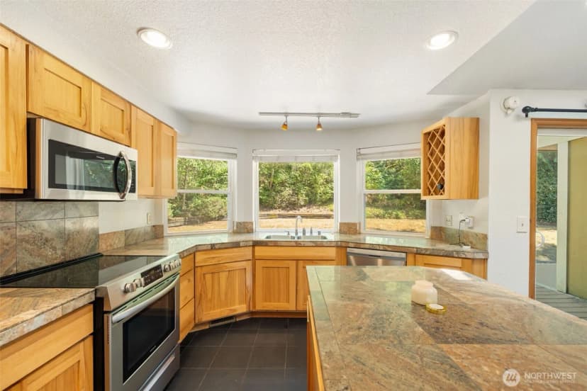 Property photo for 4411 35th Avenue, Gig Harbor photo 6