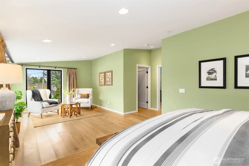Property photo for 10335 14th Avenue Nw, Seattle photo 17
