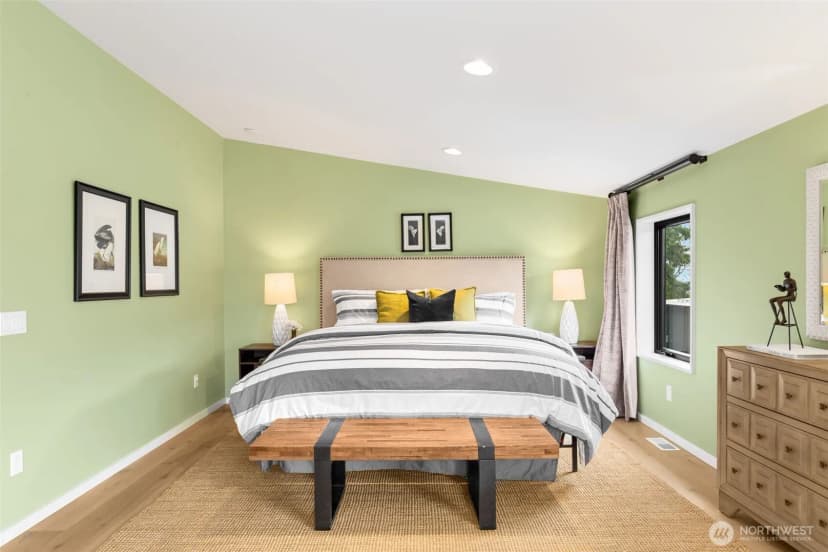 Property photo for 10335 14th Avenue Nw, Seattle photo 16