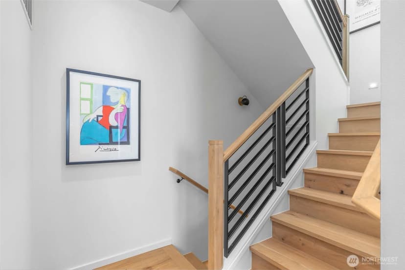 Property photo for 10335 14th Avenue Nw, Seattle photo 14