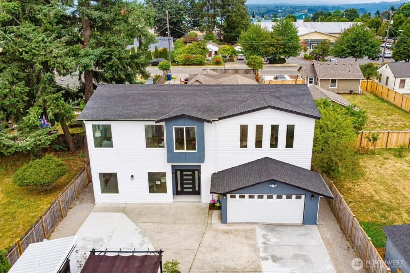 Property photo for 12234 77th Avenue S, Seattle photo 6