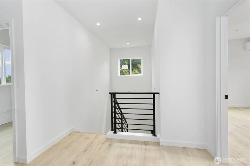 Property photo for 12234 77th Avenue S, Seattle photo 23