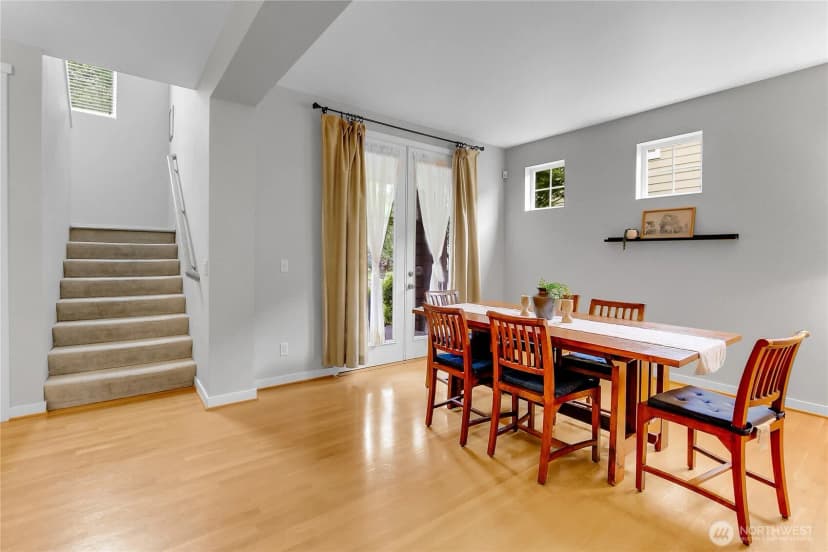 Property photo for 17021 Parkside Way Se, Renton photo 19