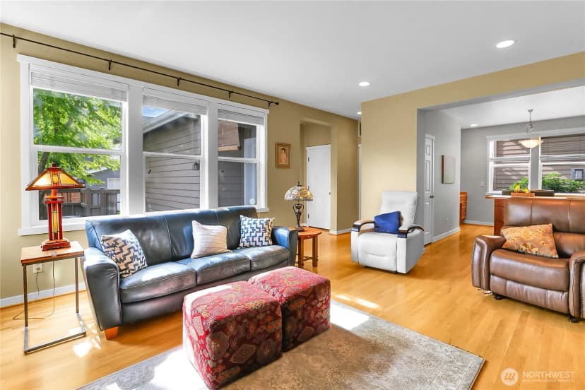 Property photo for 17021 Parkside Way Se, Renton photo 14
