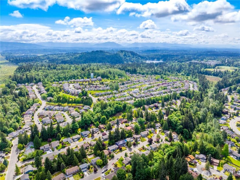Property photo for 17021 Parkside Way Se, Renton