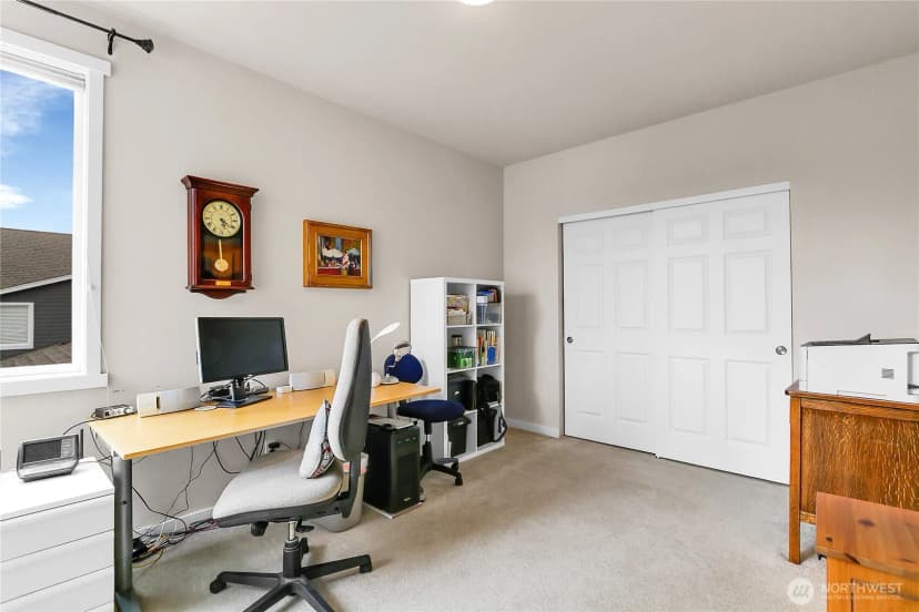 Property photo for 17021 Parkside Way Se, Renton photo 29