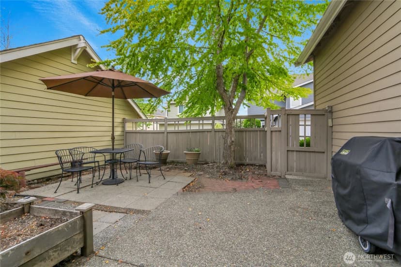 Property photo for 17021 Parkside Way Se, Renton photo 32