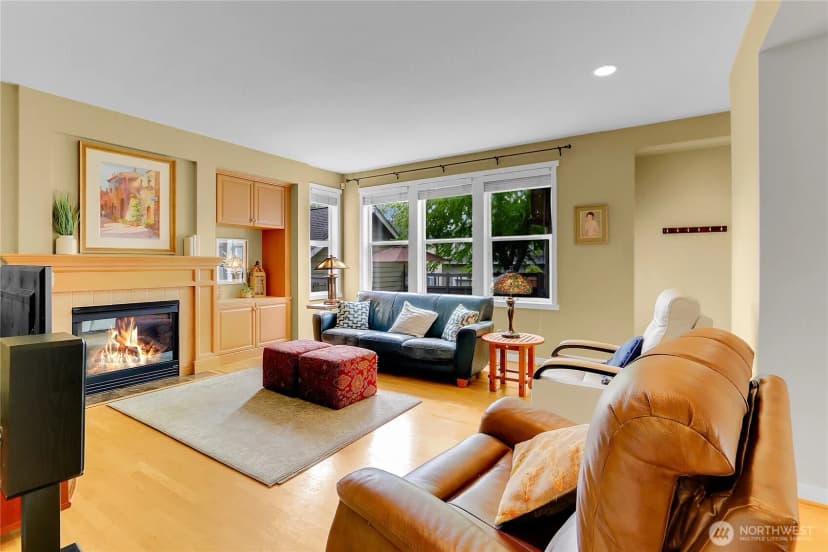 Property photo for 17021 Parkside Way Se, Renton photo 11