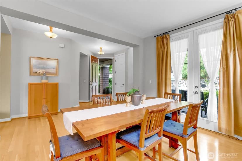 Property photo for 17021 Parkside Way Se, Renton photo 16