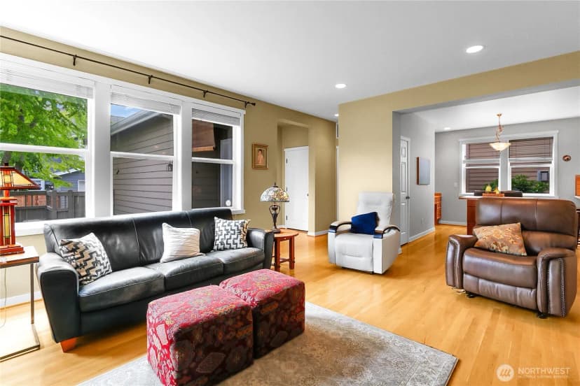 Property photo for 17021 Parkside Way Se, Renton photo 10