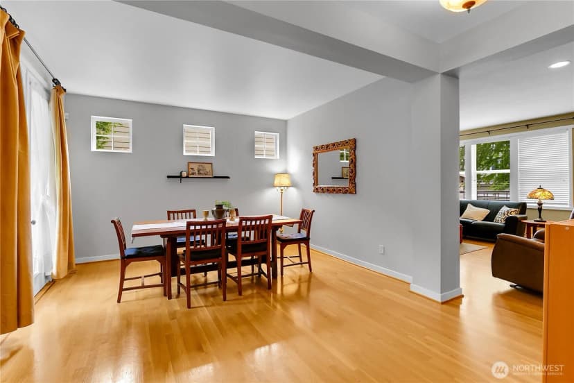 Property photo for 17021 Parkside Way Se, Renton photo 15