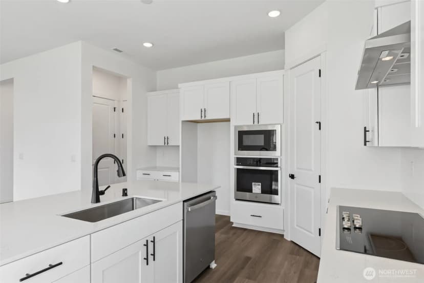 Property photo for 229 N 55th Street #22, Mount Vernon photo 8