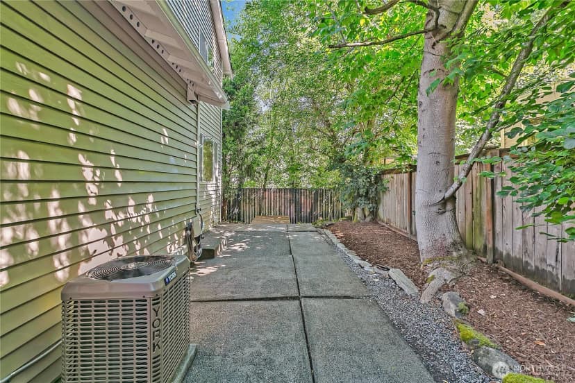 Property photo for 2909 58th Avenue E, Fife photo 33
