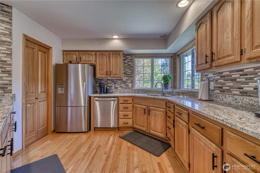 Property photo for 9705 346th Street S, Roy photo 13
